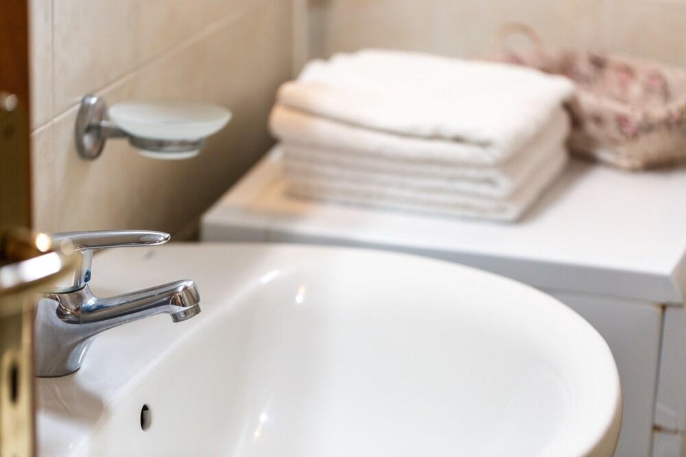 Lilys Apartments Ретимно Экстерьер фото