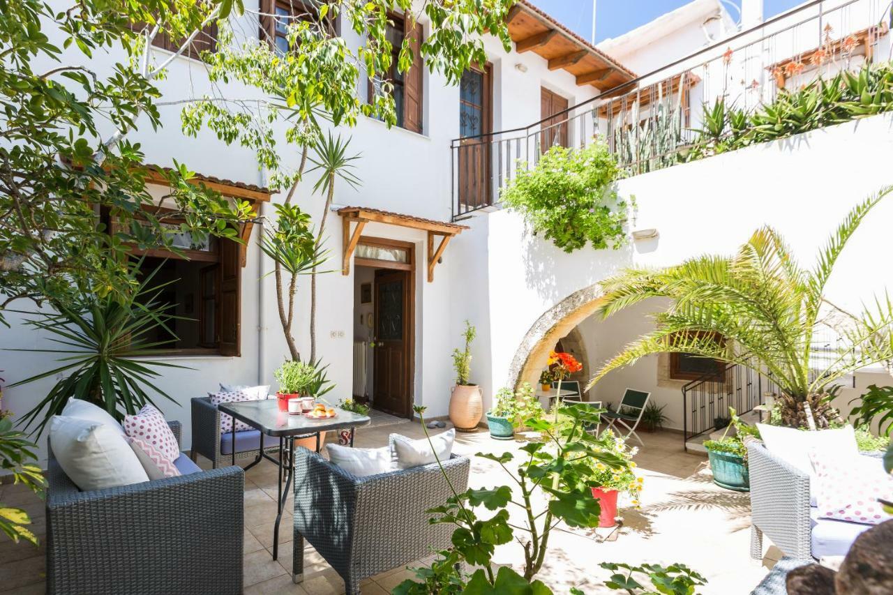 Lilys Apartments Ретимно Экстерьер фото